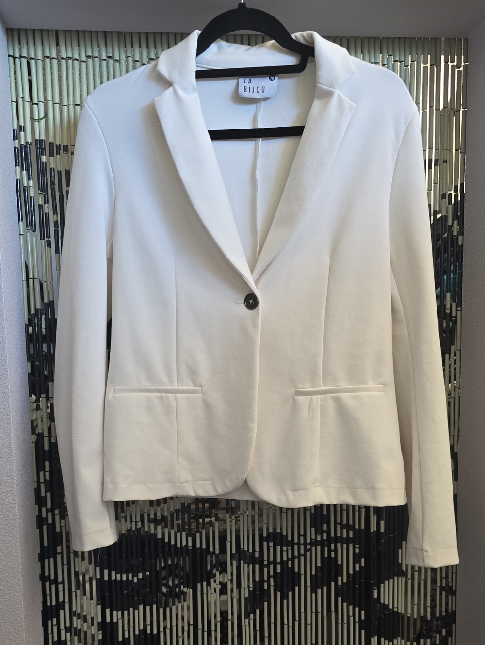 Women's White Single-Button Notch Lapel Blazer